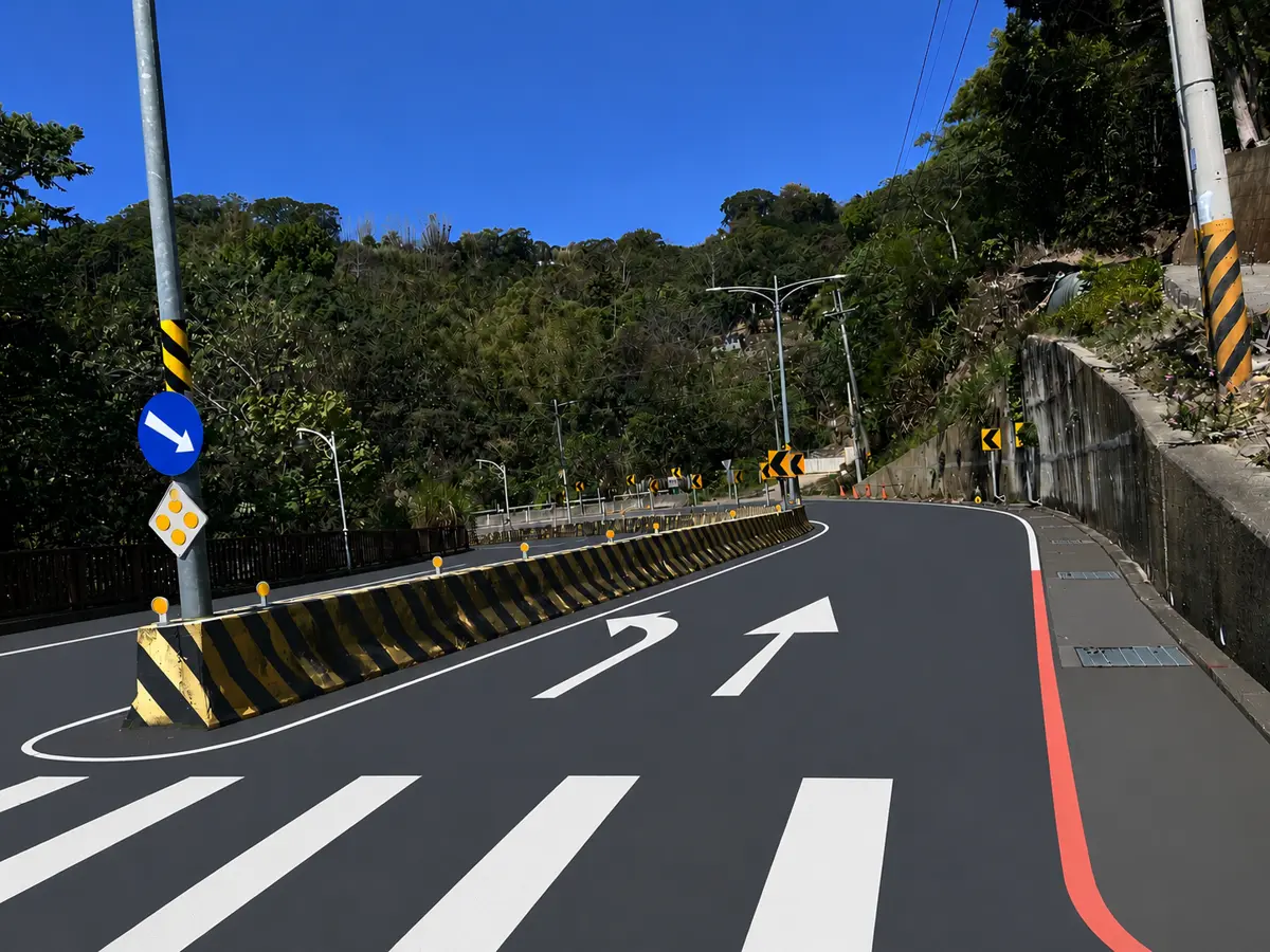 用路人注意!台中北屯東山路今晚起夜間燙平 往新社替代道路、管制時間一次看