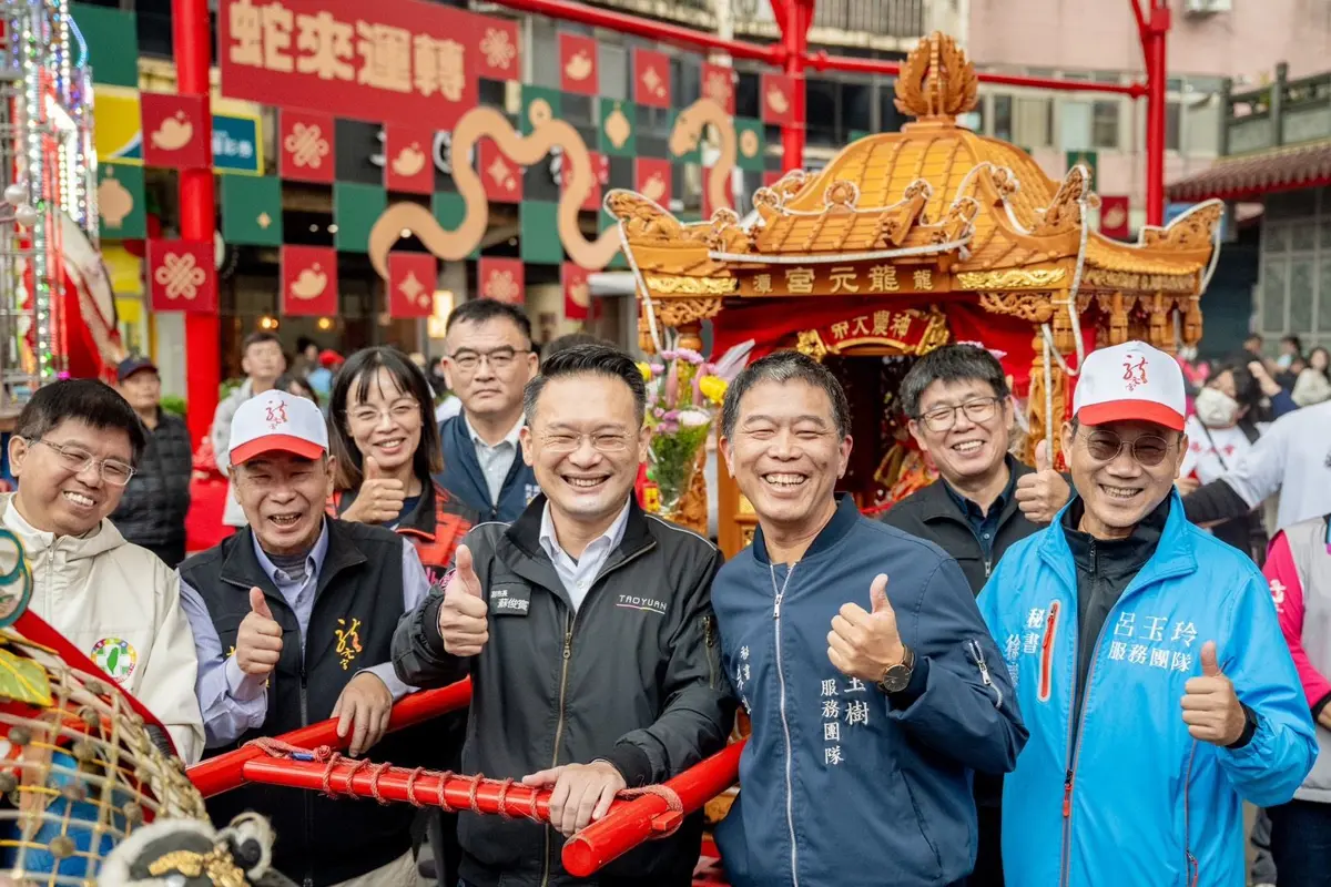 278年來首次！新竹都城隍歷史性駕臨龍潭遶境，萬人空巷見證祈福