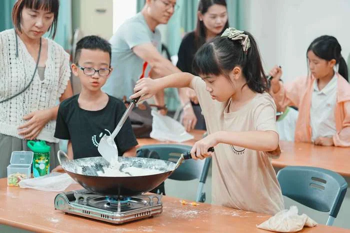 金門古早味大公開!「慢炒麵茶」體驗帶你重溫農村懷舊時光