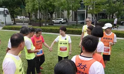 台中路跑年吸21萬人創紀錄!2026力推運動平權,全國視障路跑4月登場