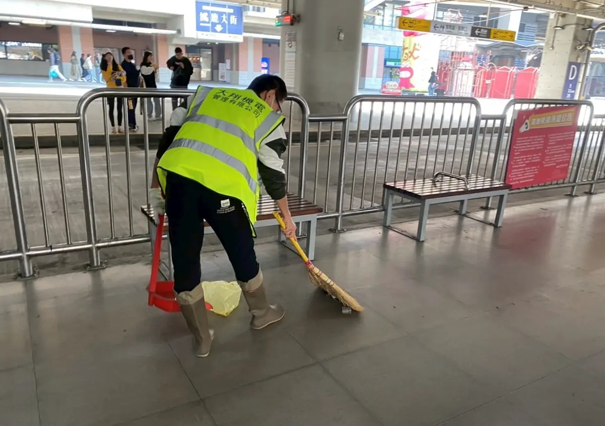 台中車站春節大變身!市府備戰返鄉潮 加強清潔消毒迎旅客