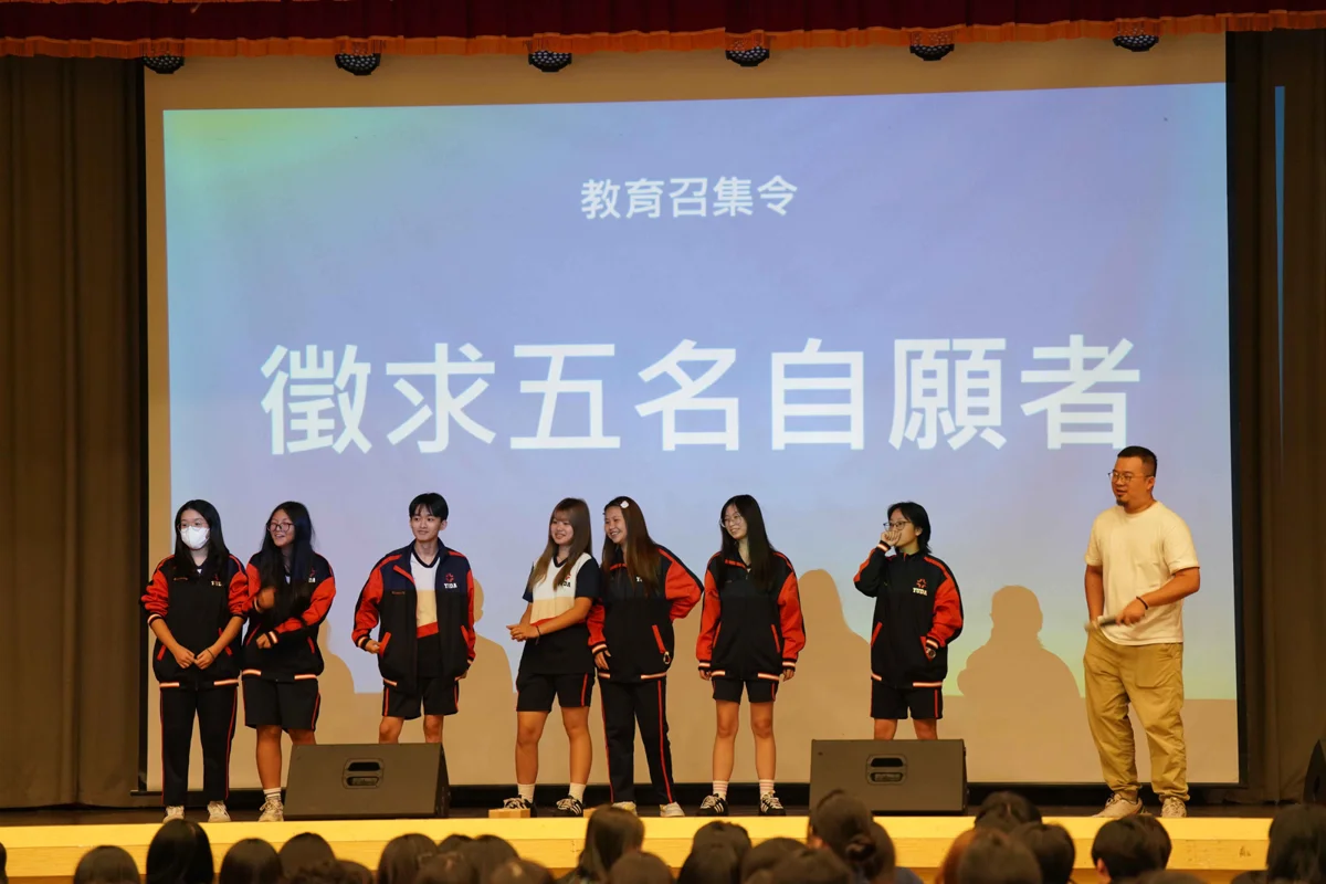 無厘頭台詞怎麼接？故事工廠前進臺北育達高中 解鎖「即興表演」魅力