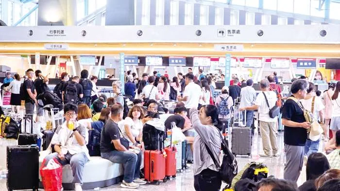 颱風攪局停航2天!金廈小三通復航湧人潮 港務處急加開航班疏運