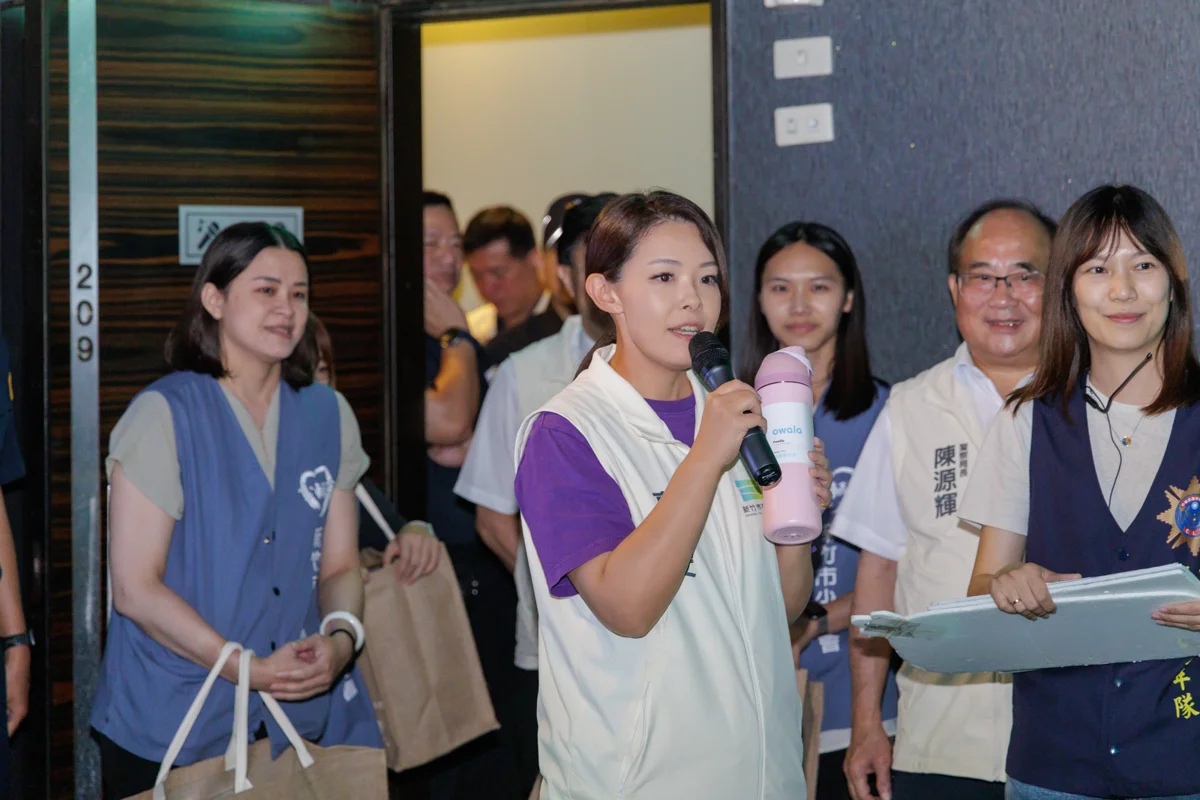 【2026最新】新竹市啟動「暑期青春專案」!高虹安率百人稽查隊擴大臨檢,嚴查網咖、KTV防制犯罪