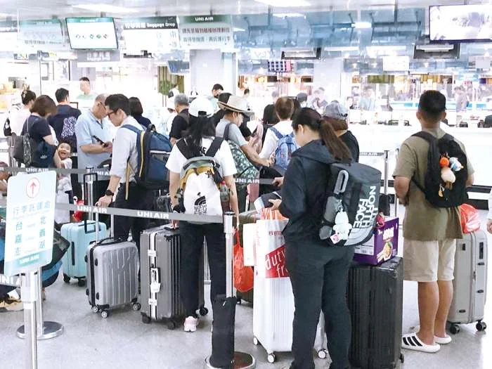 小三通增船不增機!金門鄉親嘆「一票難求」 縣長陳福海急赴中央求解方
