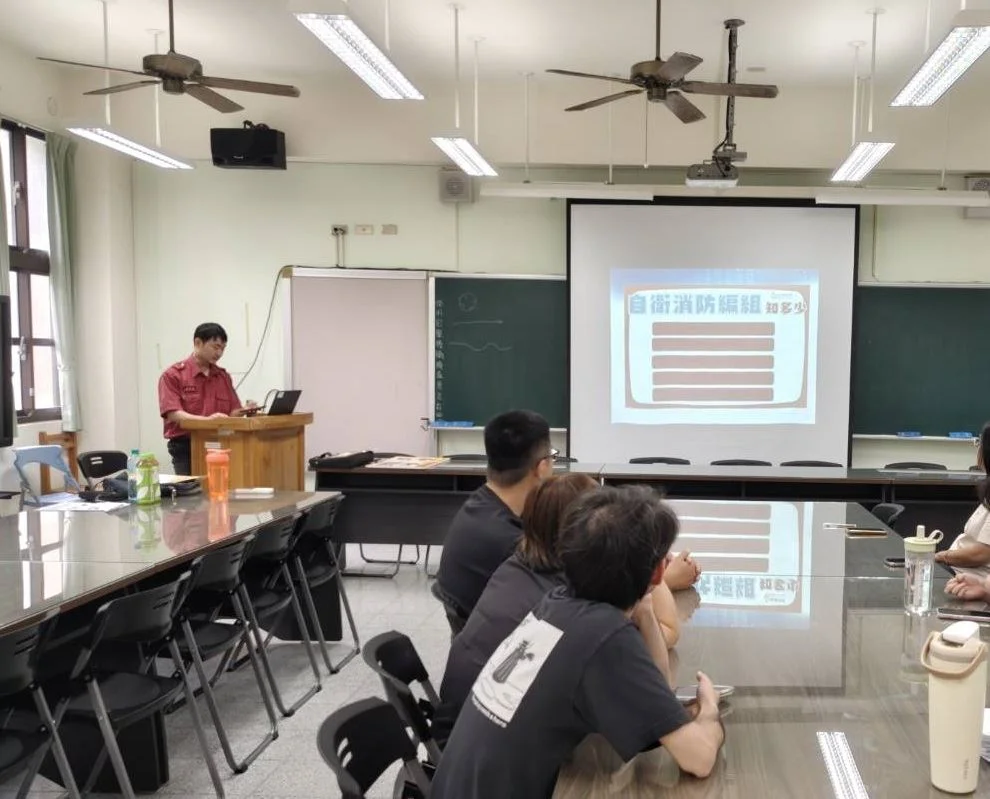 守護校園安全!三義消防前進高中傳授「防火秘笈」,15名教職員齊充電