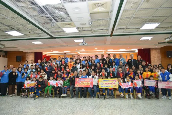 苗栗市發5千元紅包!101名學子受惠 扶弱助學計畫邁入第三屆