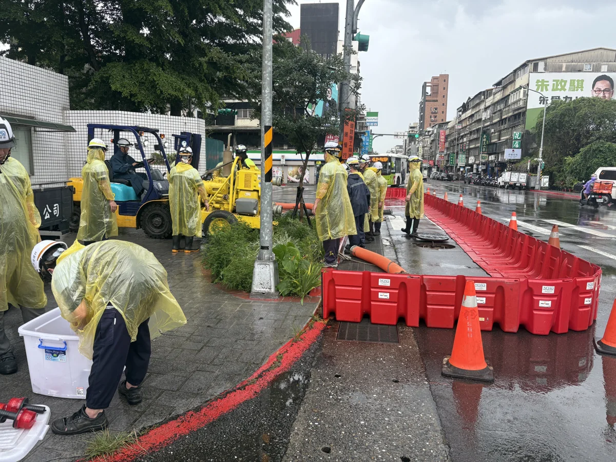 巴威颱風逼近!北市衛工處24小時全面備戰,守護下水道安全