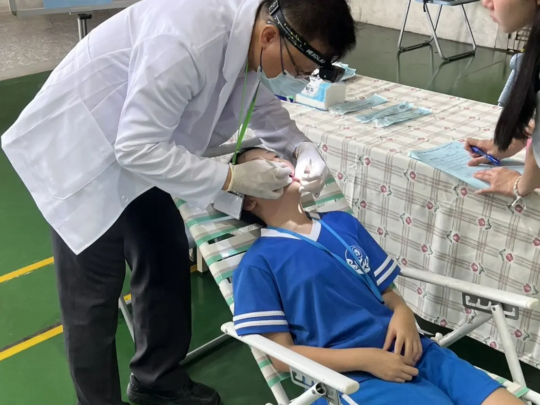 台中潔牙賽「牙菌斑現形」！188位國小萌牙高手后里大比拚