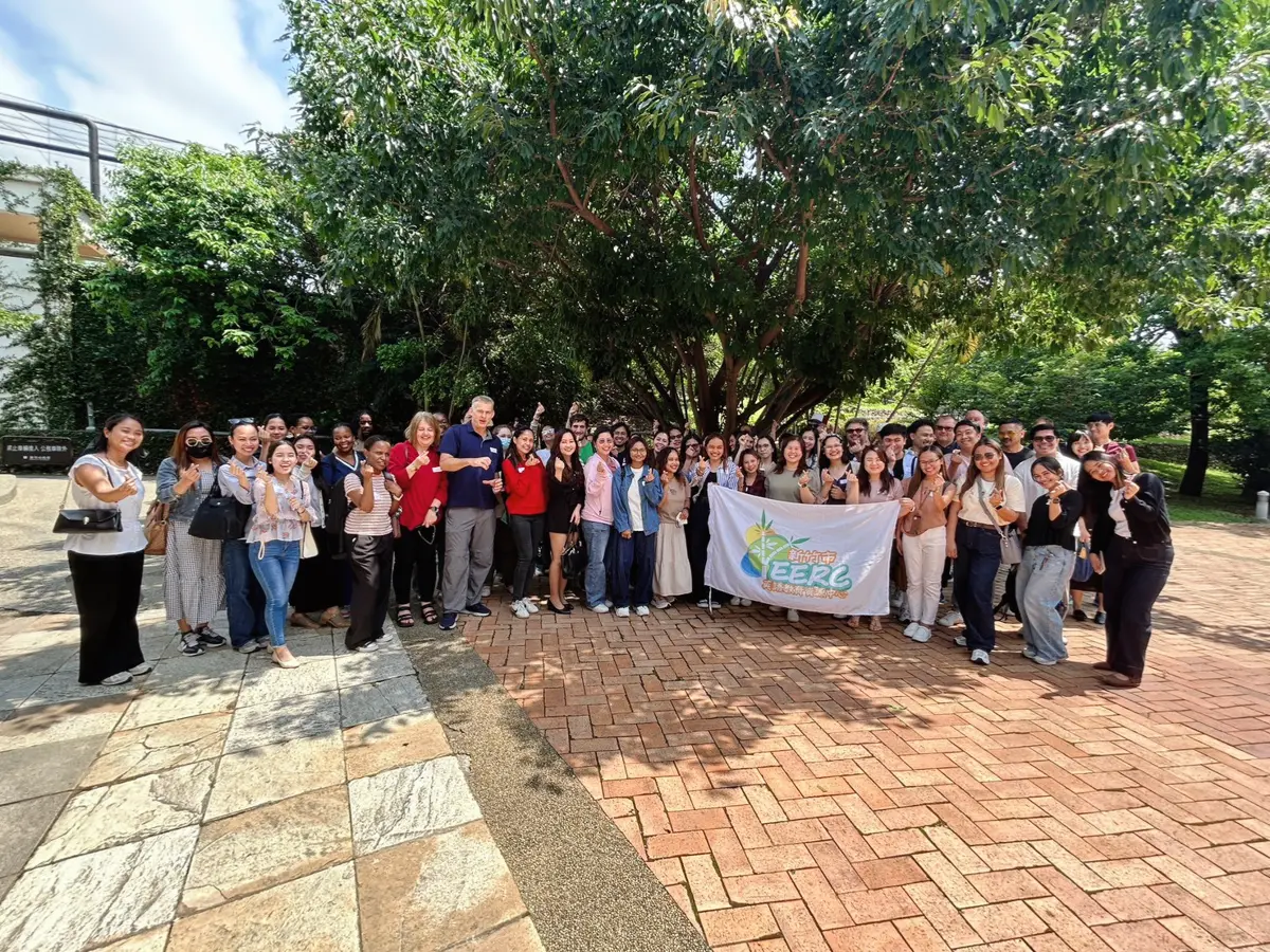 外師瘋解謎!竹市玻璃工藝博物館化身實境遊戲場,在地文化融入雙語教學