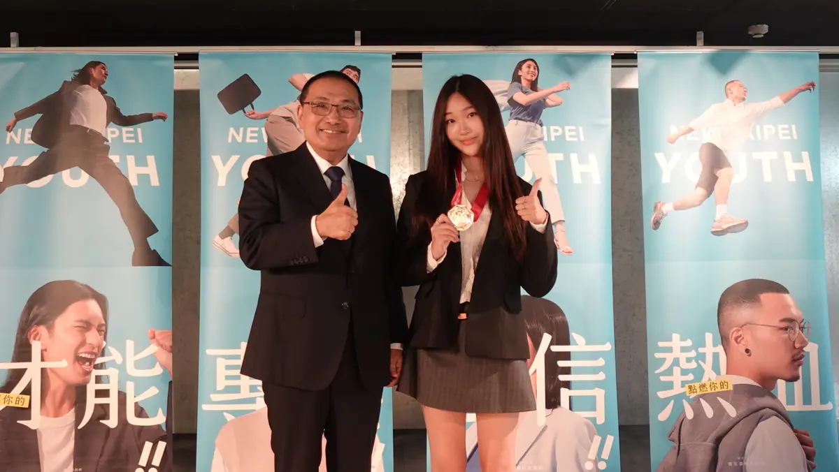 新北青年超有愛!撿菸蒂、伴自閉兒,21位學生獲志工菁英獎肯定