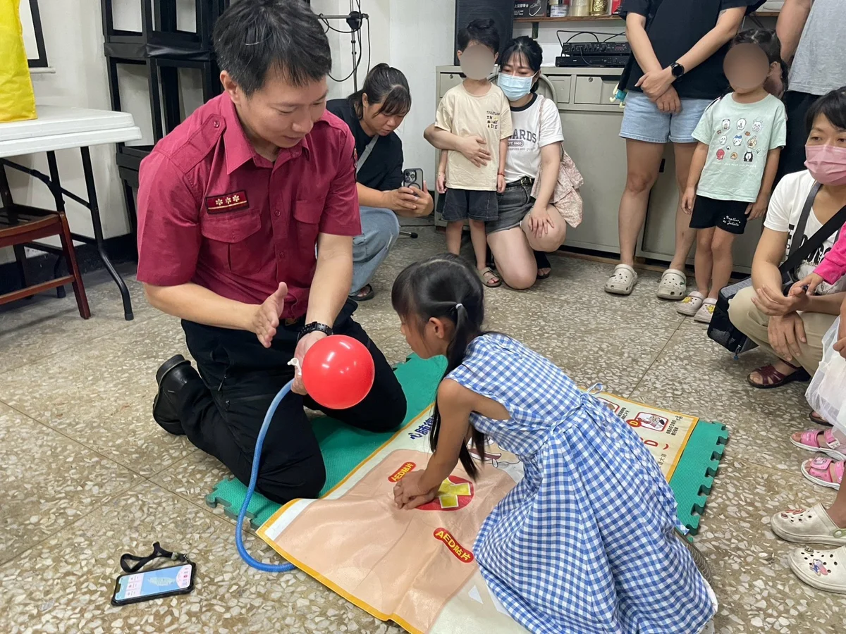 【親子必看】議員攜手十全分隊推「小小消防員」,三大救災體驗讓孩子化身打火英雄!
