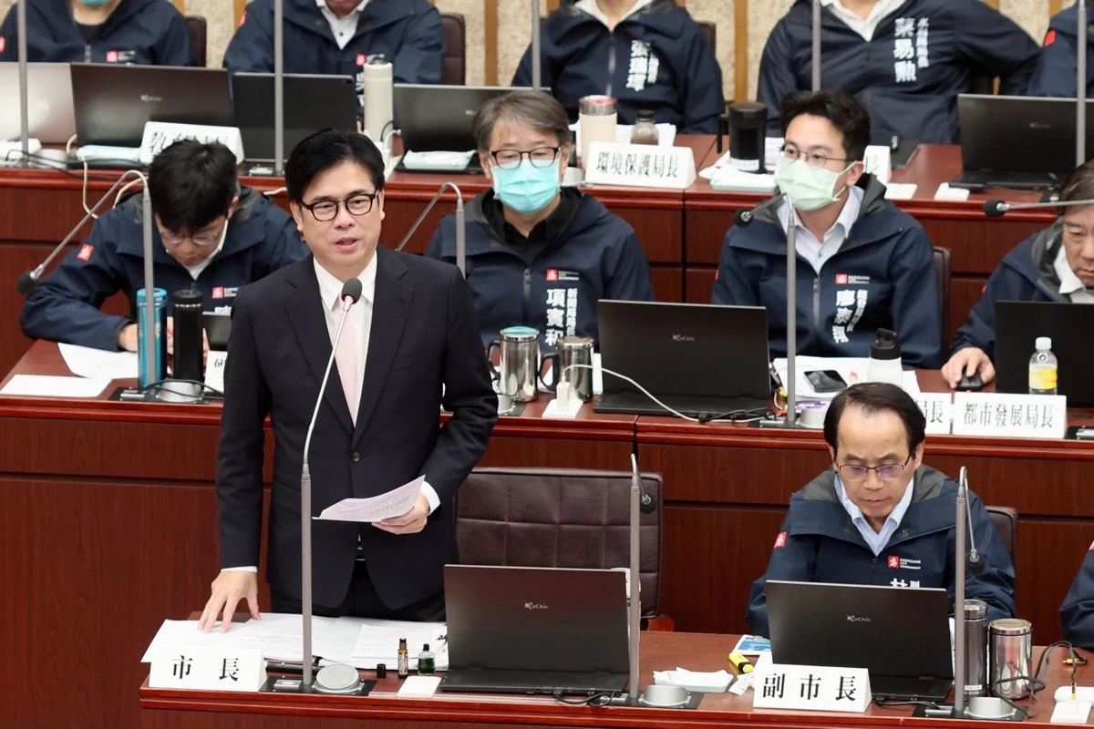 高雄長輩必看!2026敬老卡每月600點攻略大公開 5大適用範圍與北高雄建設一次看