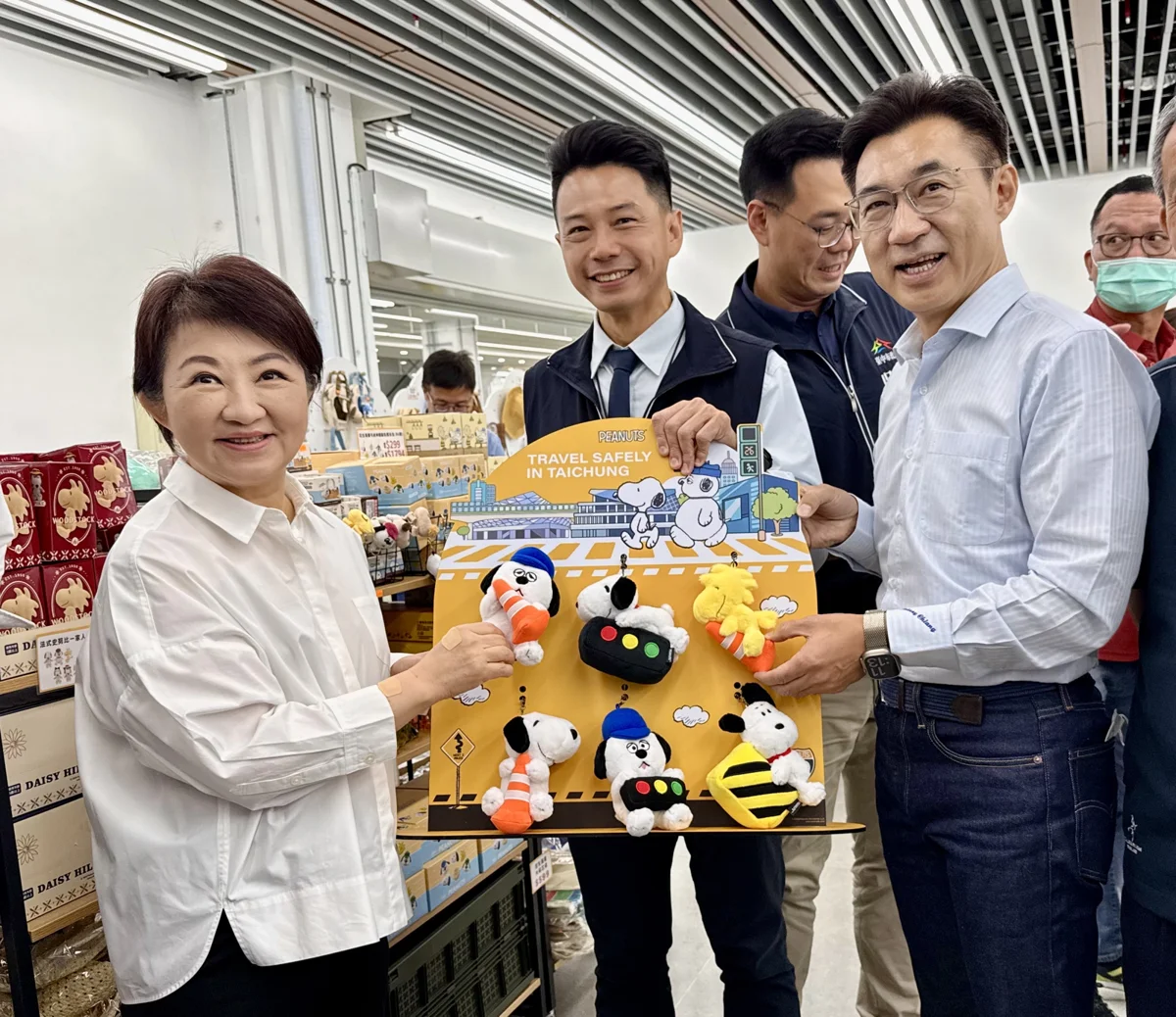 史努比快閃店人潮擠爆!台中水湳轉運中心加碼延長至8/23