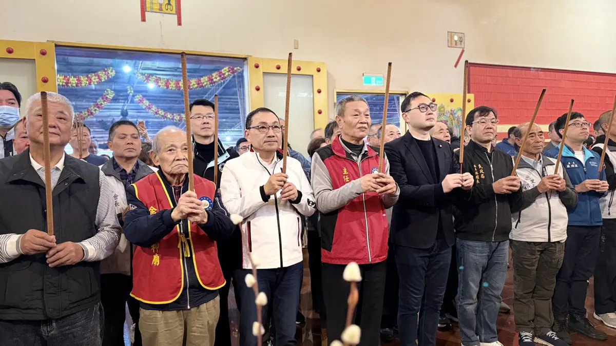 大年初五迎財神!侯友宜萬里、汐止發福袋 祈求市民「馬上賺錢」