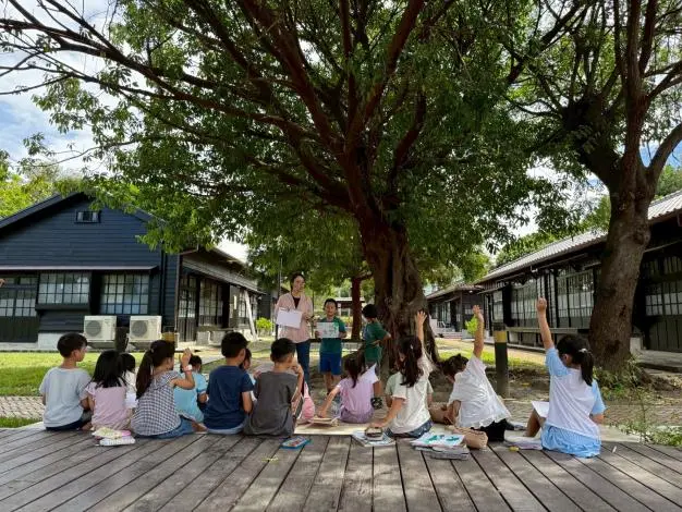 全國唯一!苑裡山腳國小奪教育部美感校園特優獎,百年宿舍變身絕美空間