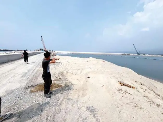 金門驚爆盜砂案!工地主任為趕工竊萬噸海砂,檢方求刑1年半