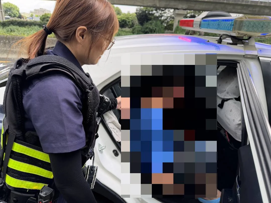 秀水失智男清晨走失急壞家屬!暖心員警靠監視器成功尋獲