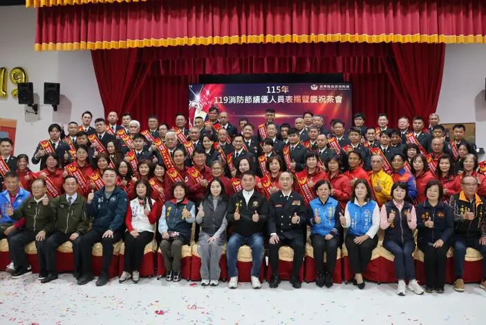 苗栗消防局27周年慶!縣長鍾東錦宣布加薪、擴大健檢,霸氣送上消防節大禮