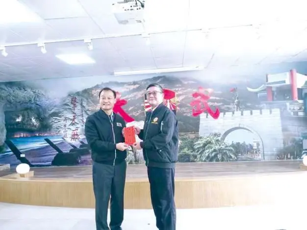 欣桃天然氣寒冬送暖!捐款助金門老兵過好年 處長感念823砲戰英雄