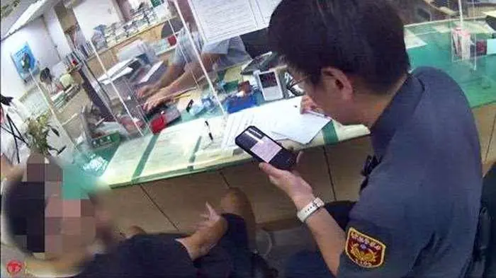 金門女玩家砸1.3萬衝戰力險遭詐!銀行員、警員聯手揭「代儲代練」騙局