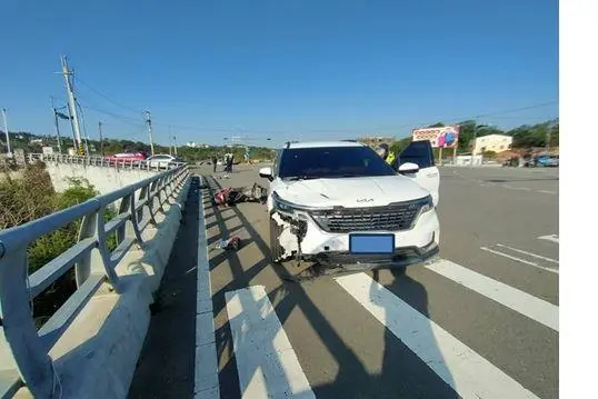 三灣平安大橋死亡車禍！機車騎士碰撞後OHCA送醫搶救