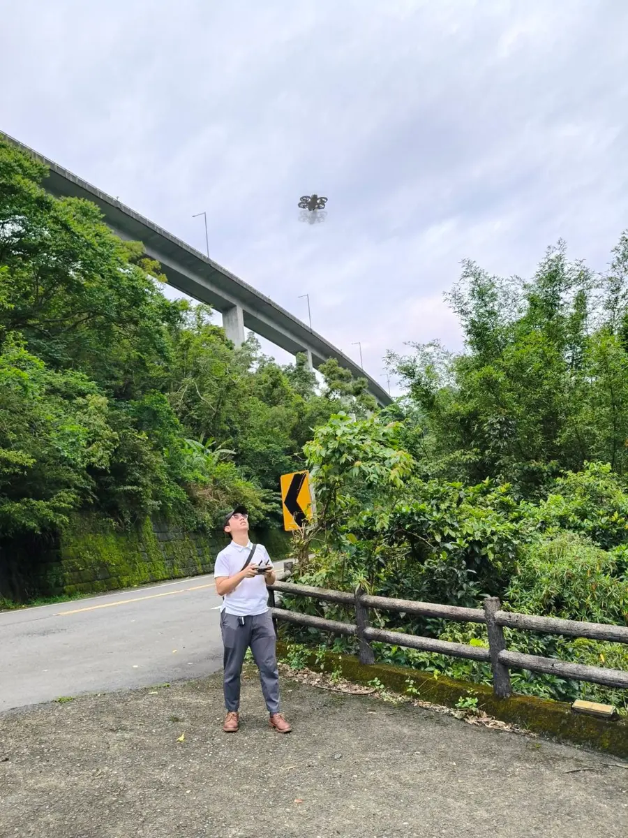 石碇防災升級！公所聯手大學無人機隊 守護大崙山居民安全