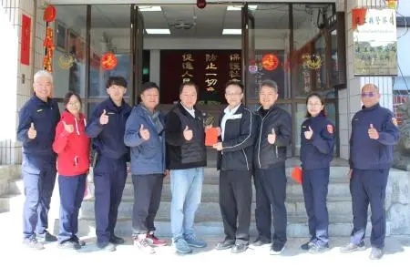 馬祖春節送暖!議長張永江走訪基層警局發加菜金 感謝員警辛勞