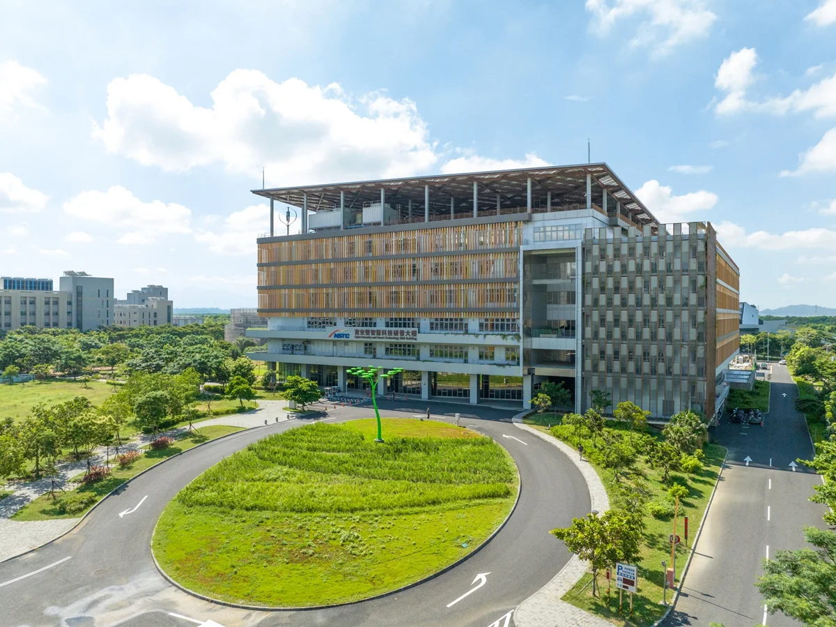 臺南市府攜手AMD免費送AI算力!最高2張高階GPU助企業加速技術落地