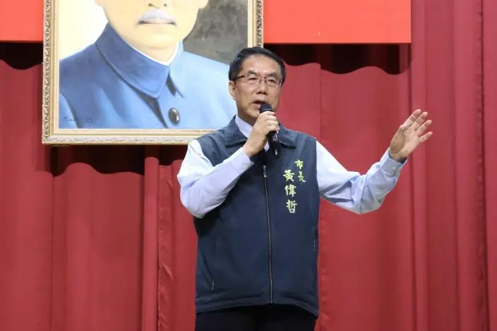 379位白衣天使展翅！台南護專畢業典禮 黃偉哲親臨送祝福