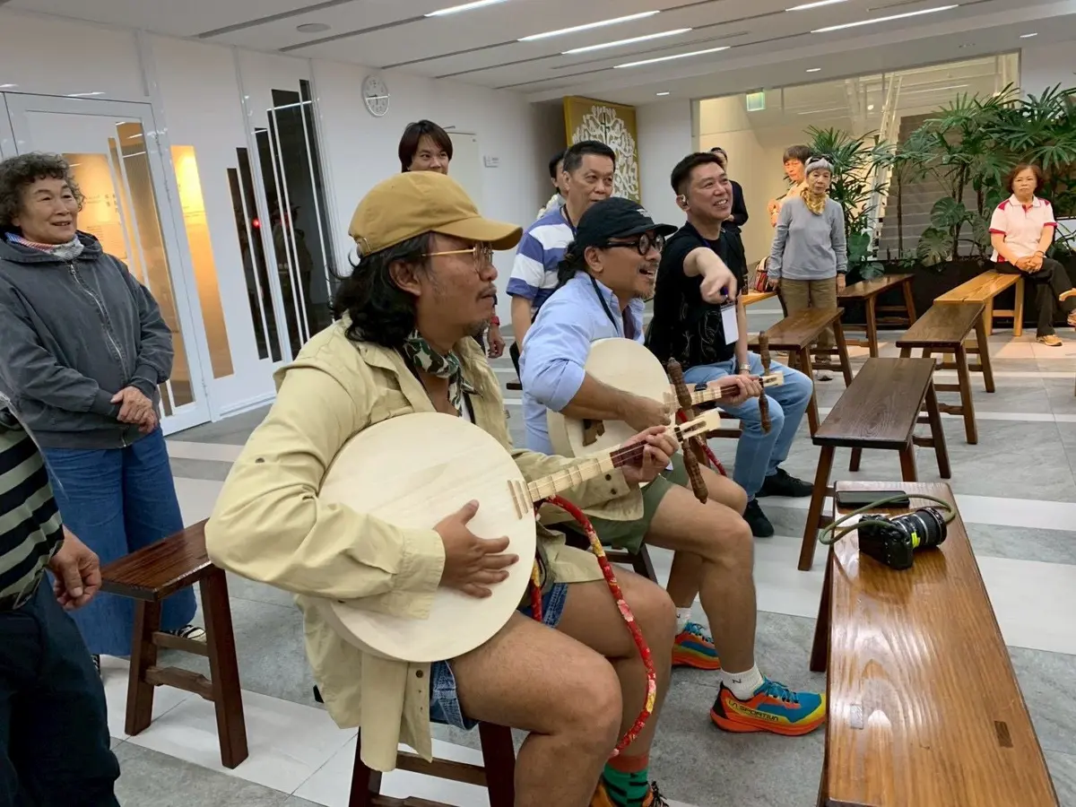 泰國網紅也瘋狂!屏東「山海慢旅」踩線團來襲 體驗百年「責杖改運」直呼超新奇