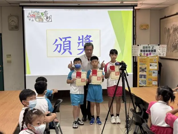 台南學霸祕技大公開!國中生靠1招數學42分→95分,近百位學生獲獎