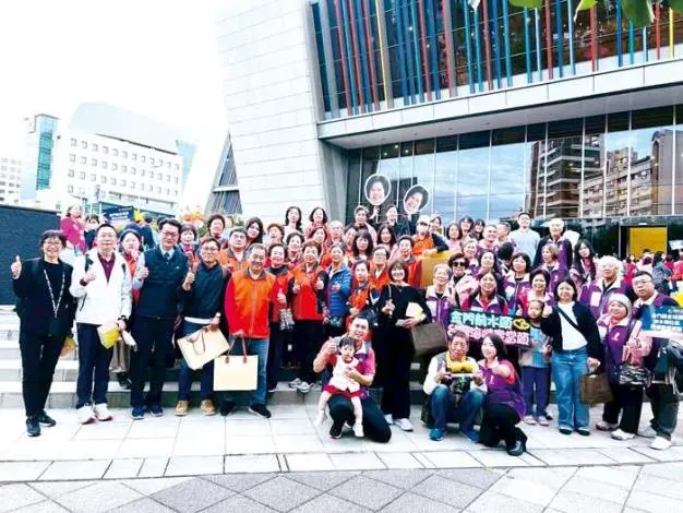 金門之光!前水頭社區勇奪全國金點獎雙料大獎 志工隊長許華玉同獲英雄殊榮