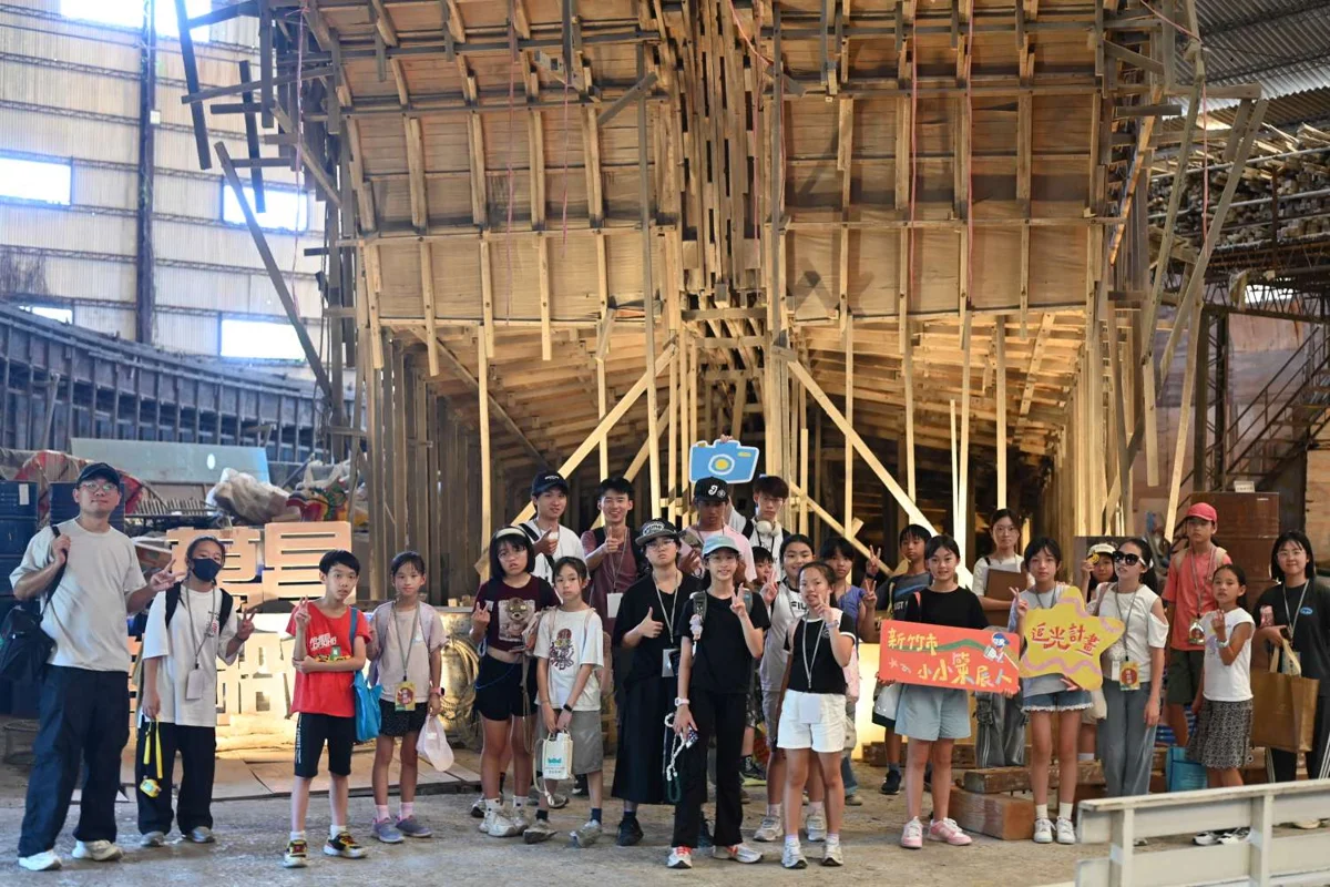 探索城市之美!新竹市18位國小學童化身「小小策展人」