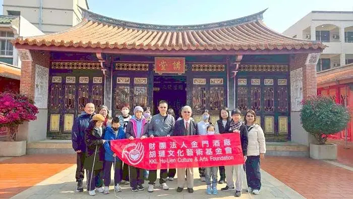 金門掀手寫風潮!胡璉基金會硬筆書法營爆滿,50人搶12名額一位難求