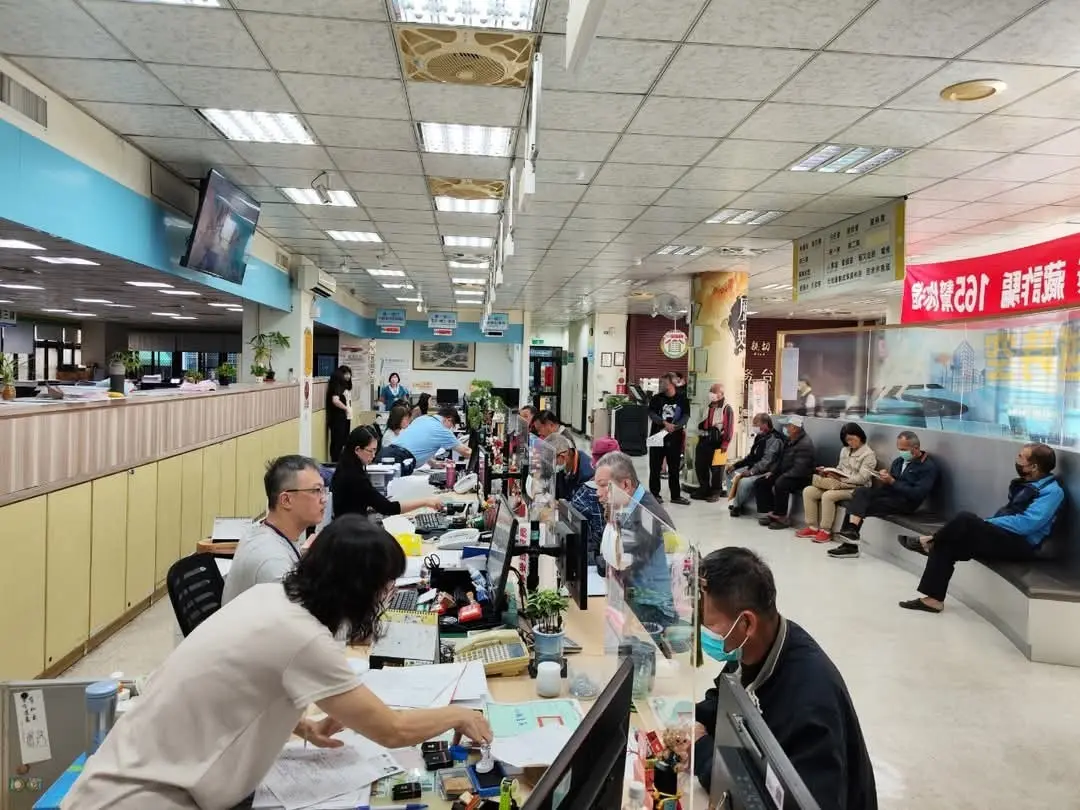 霧峰地主注意!週六換權狀「隨到隨辦」4樣東西帶齊馬上領,錯過還有這些方法