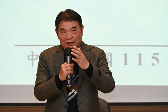 苗栗春節維安啟動!縣長鍾東錦深夜帶隊慰問,點名「3大重點」守護鄉親