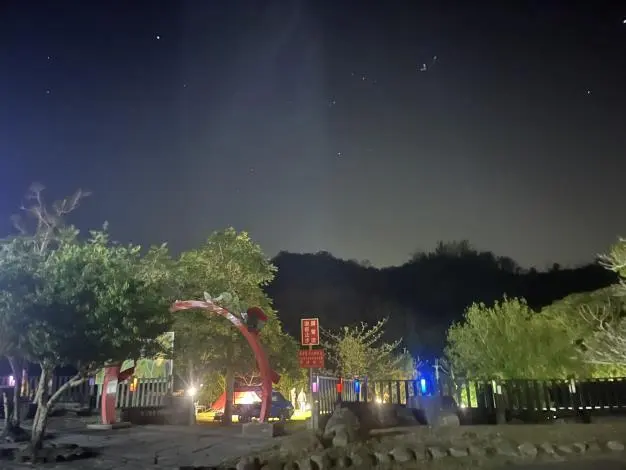 楠西露營秘境大公開!梅嶺「神秘氣場」vs.曾文水庫親子營,兩大風格怎麼選?