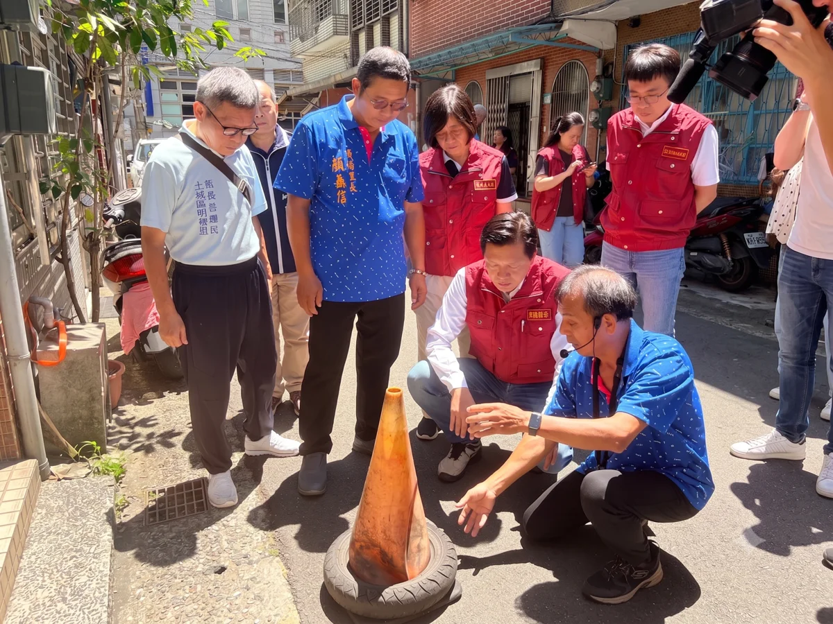 土城人注意!副市長朱惕之直擊社區死角 揪出登革熱隱藏溫床