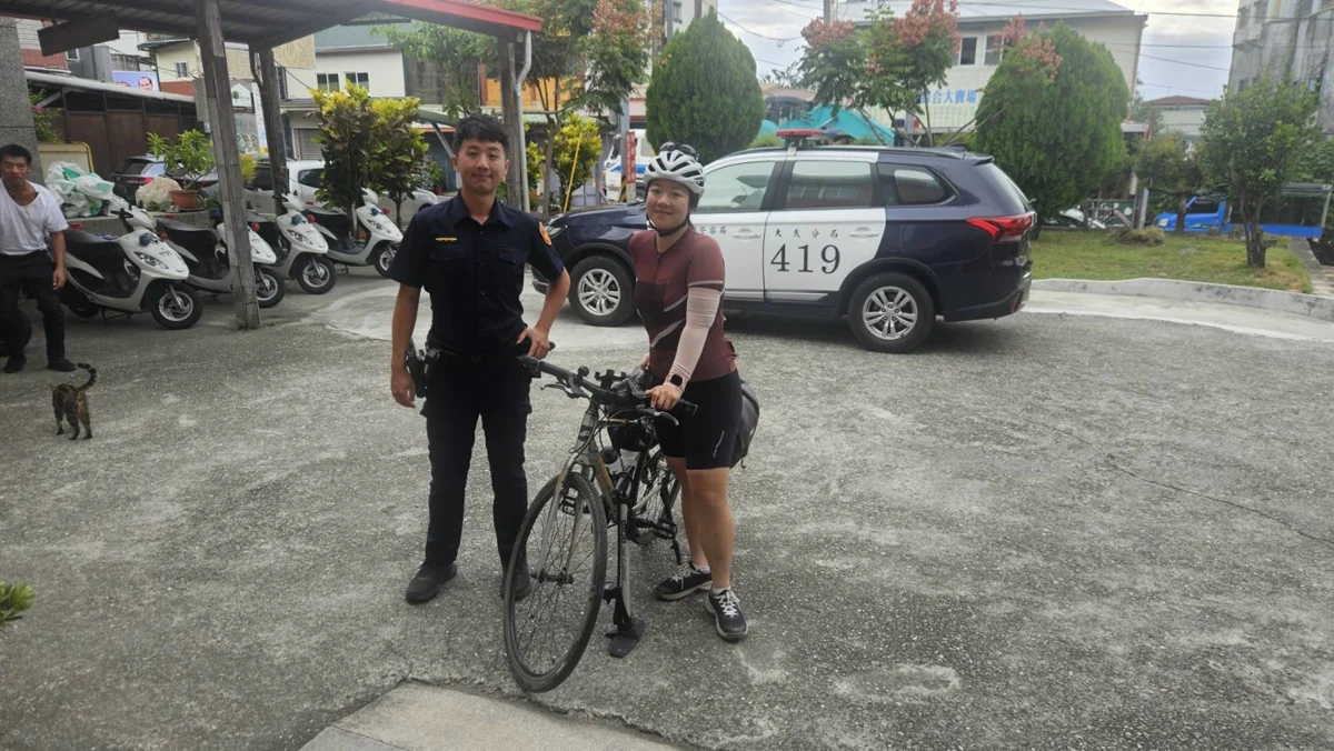單車環島突沒氣!加拿大華僑求助金崙派出所 大武警2暖舉神救援