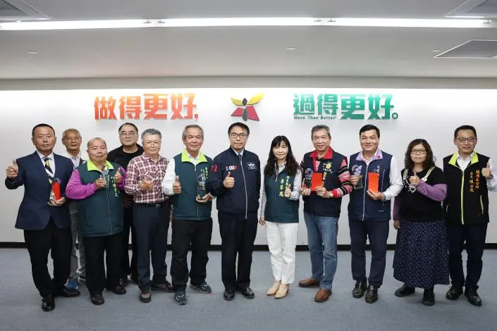 台南5社區獲「健康社區獎」!黃偉哲頒2萬獎金 肯定在地健康營造力