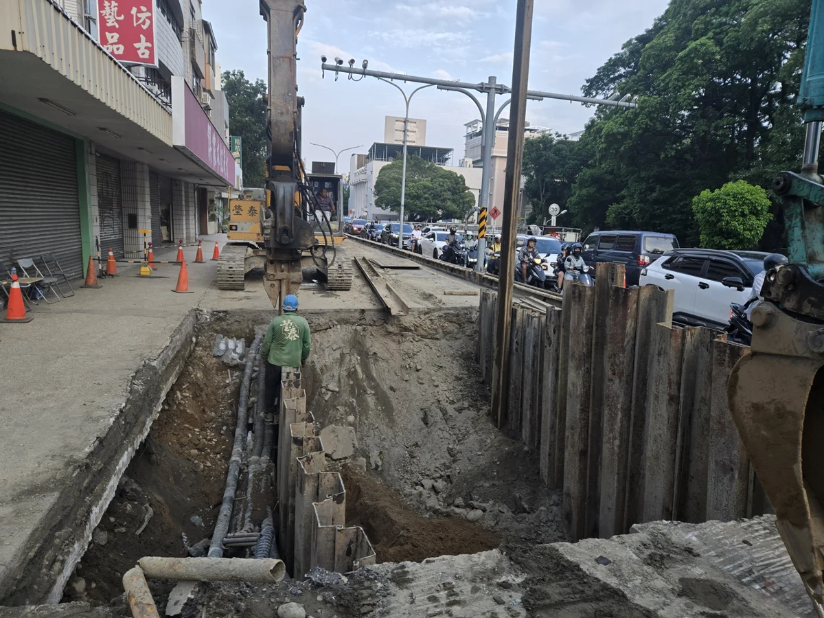 【交通速報】南二中前自來水管搶修！北區公園北路今起改封南側車道