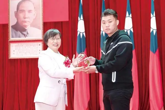 金門之光!消防役男王柏儒獲全國績優肯定,靠「一項專長」成隊上傳奇