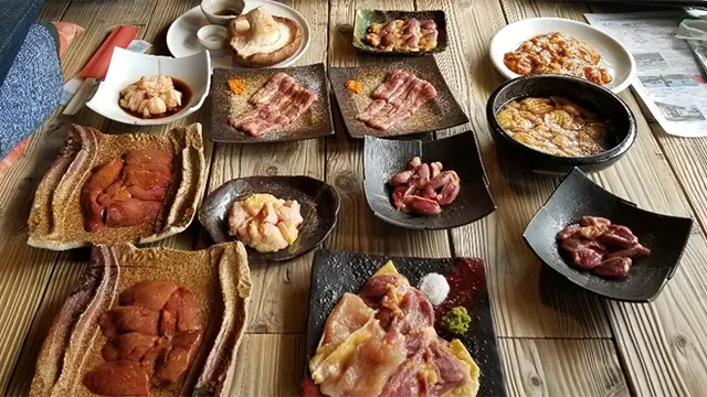 熊本山奧隱藏美食!「ろばたやき山ろく」顛覆鶏肉概念