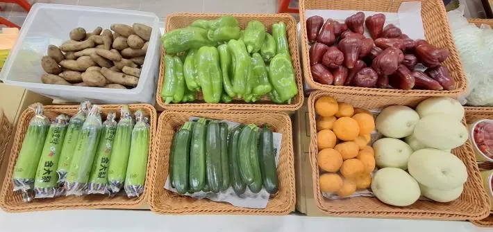 棒球場也能逛菜市!亞太棒球中心開幕戰超熱鬧,在地農產直送球迷手中