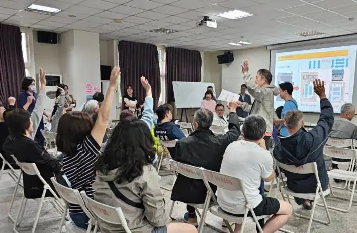 自己的市場自己救!頭份中山市場重建,攤商「參與式設計」票選未來藍圖