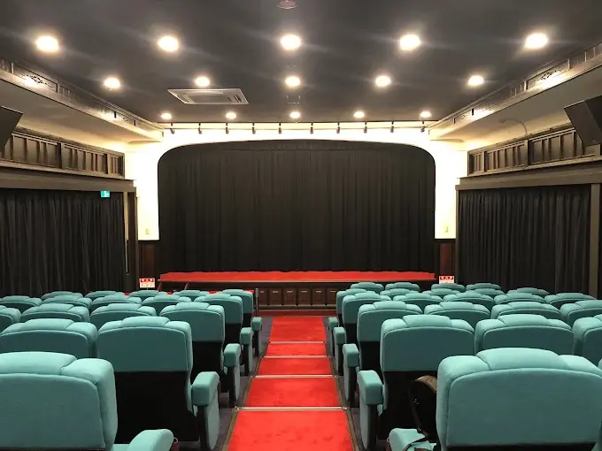 《花蓮鐵道電影院》1/15恢復放映!《國寶》打頭陣、影迷迎重啟首映