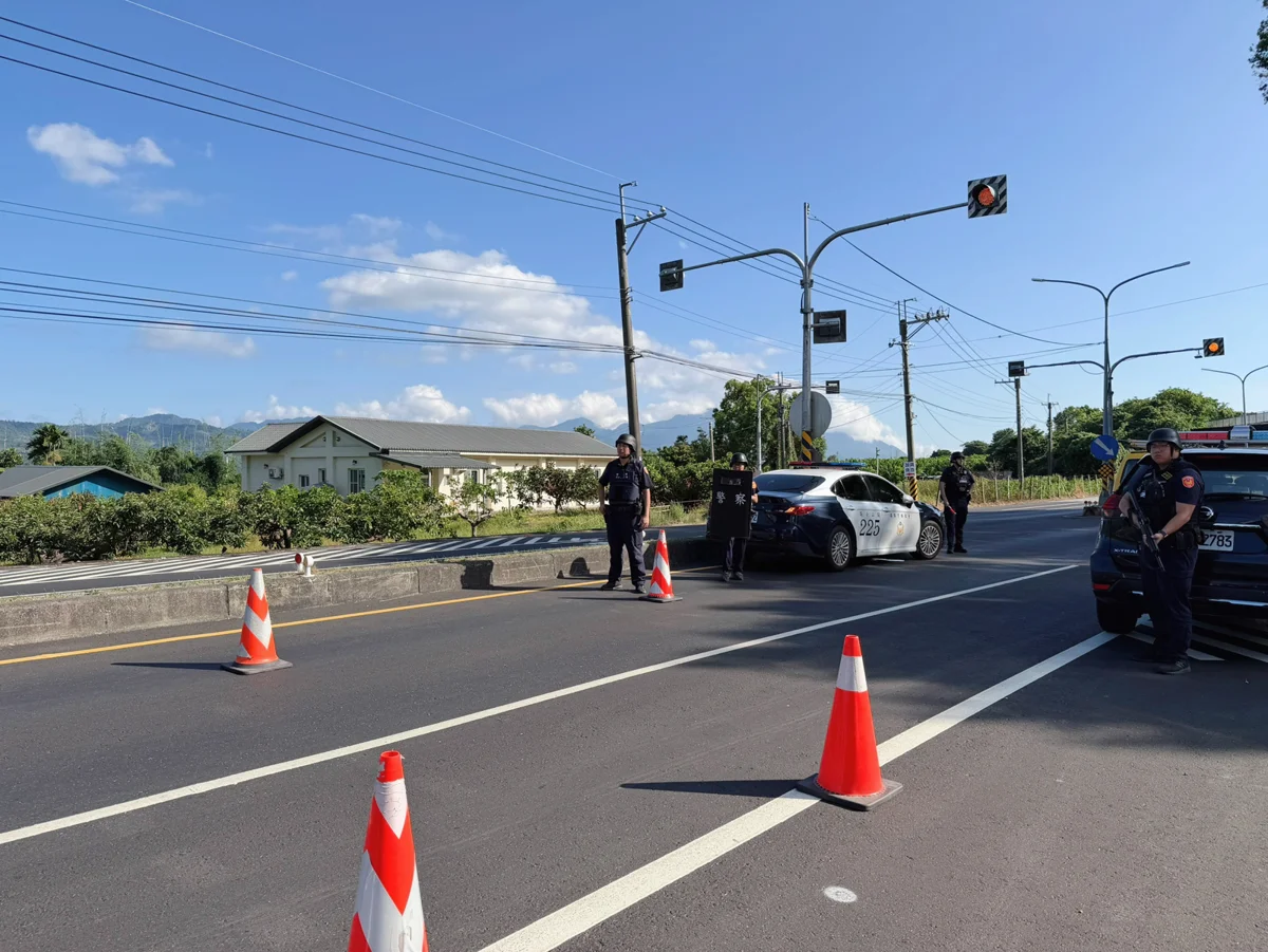 關山警農防搶大演練!模擬銀行搶劫 警匪飛車攔截超逼真