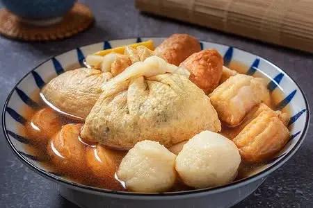 半夜也能吃到暖呼呼關東煮!中壢「旨味」深夜開鍋 湯頭、配料、辣椒醬層層到位