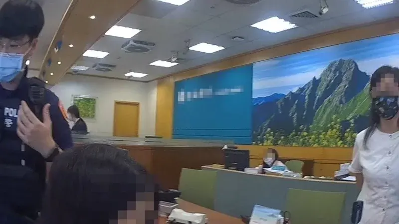 提供帳戶協助網友可能涉嫌犯罪,桃園警察教導公眾防騙法則